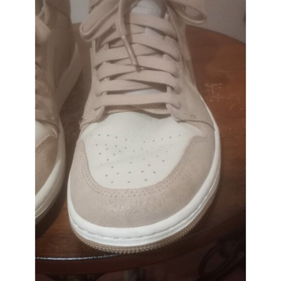 Jordan 1 Mid SE Legend Light Brown Women Size 9 FJ3448-200 - Picture 8 of 12